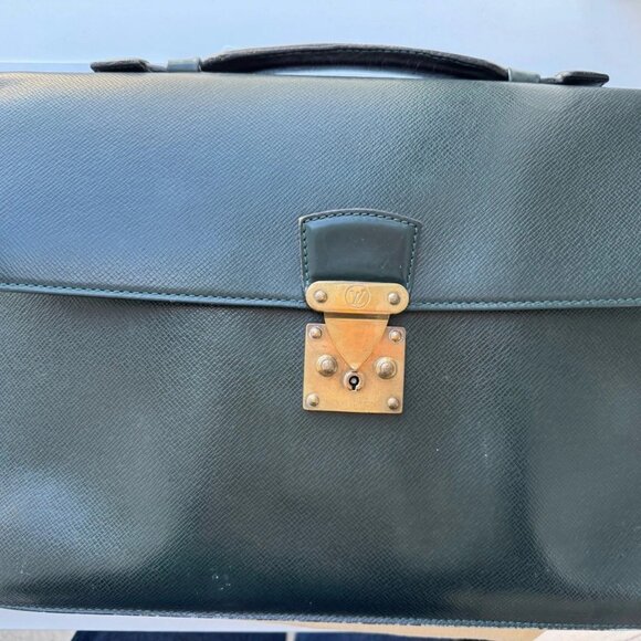 LOUIS VUITTON Business Bag Serviette Green Leather Briefcase. Authentic - Picture 2 of 11